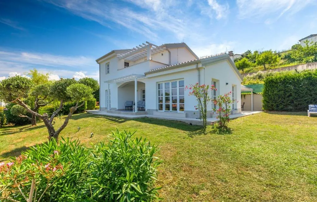 Beautiful Casa Garden Contesses In Momjan Villa Buje